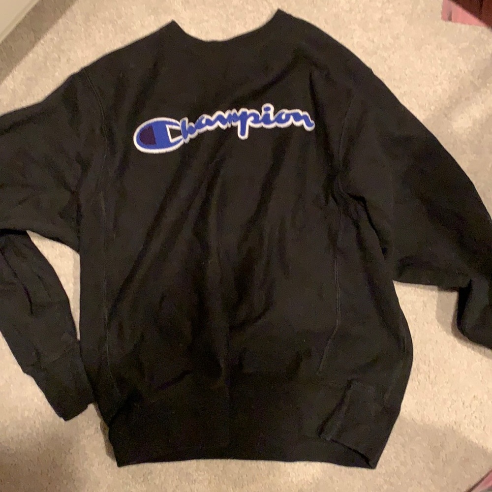 Black champion crew neck M